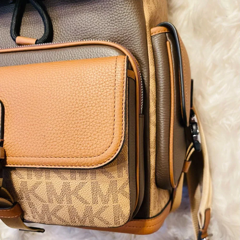 MICHAEL KORS UTILITY RUCKSACK LEATHER BACKPACK - Picture 8 of 10